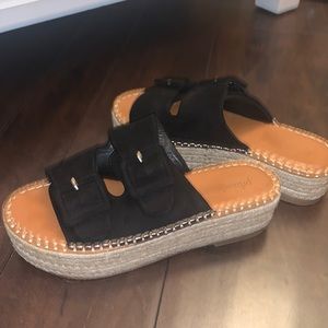 Cute platform sandals with cord details on bottom